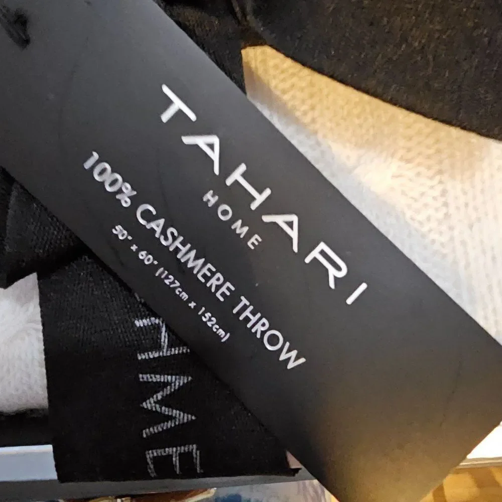 Tahari Home Off White Ivory Pure Cashmere Knit Throw Blanket - 50”x60”